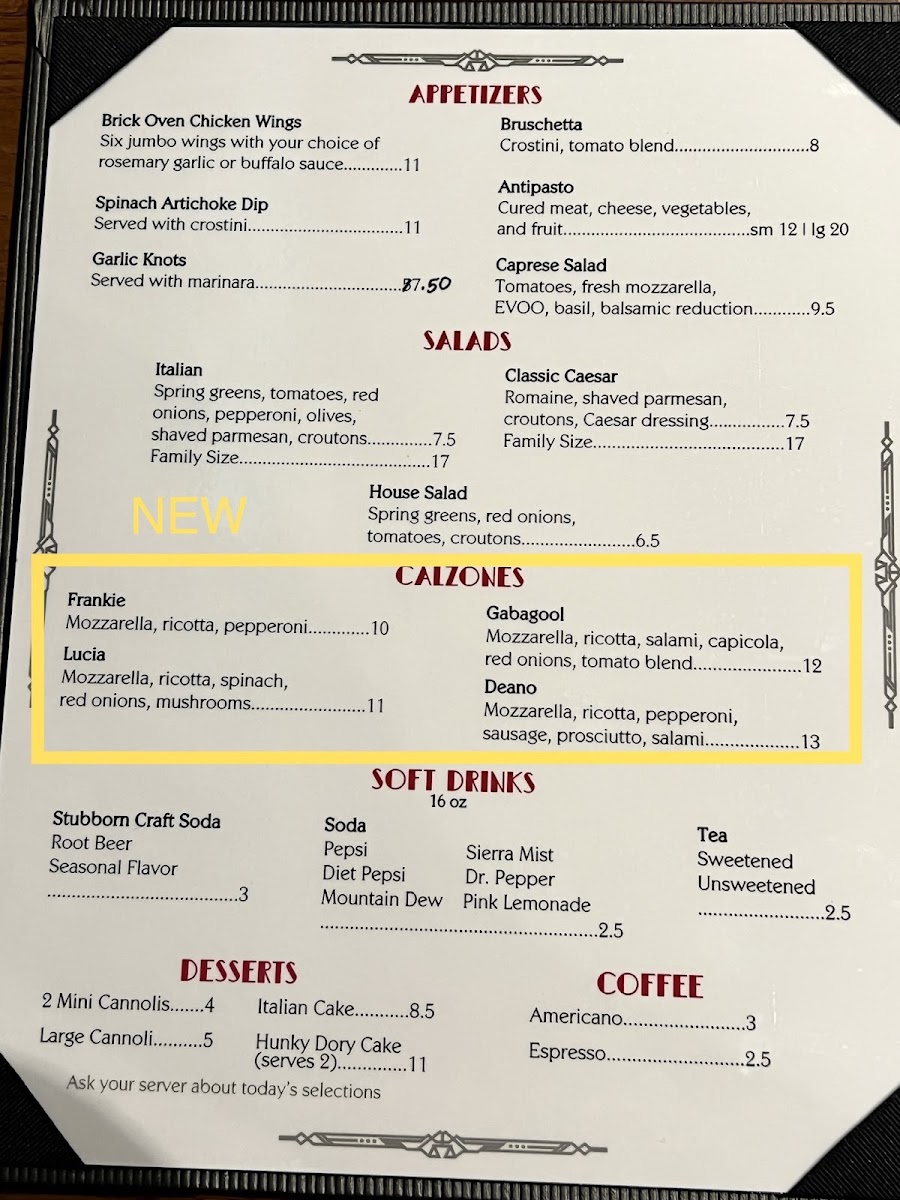 Marioochi’s Pizzeria On The Square - 4