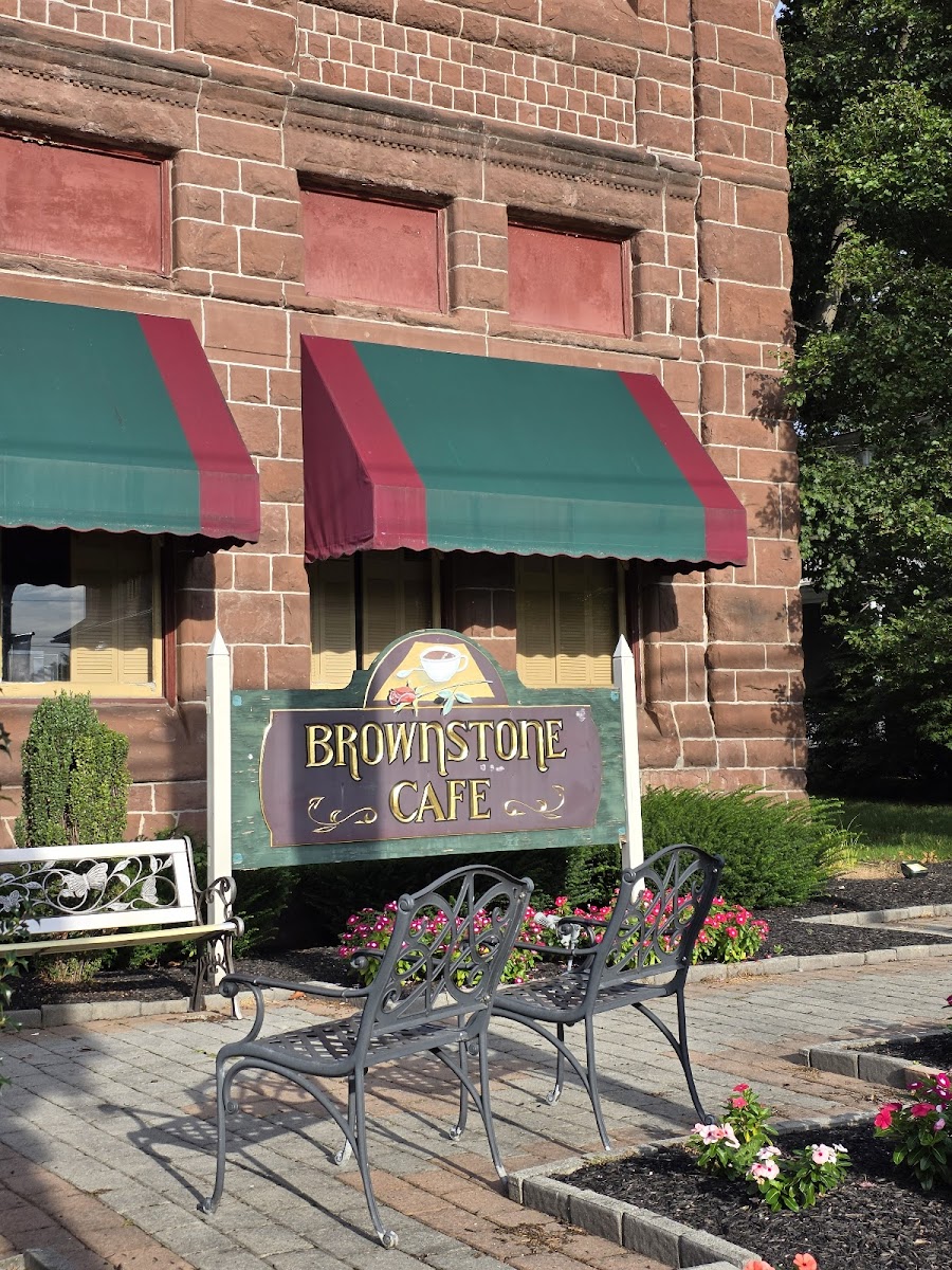 Brownstone Cafe