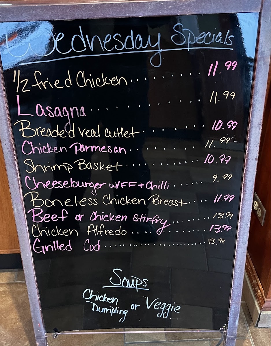 Chenoa Family Restaurant - 7