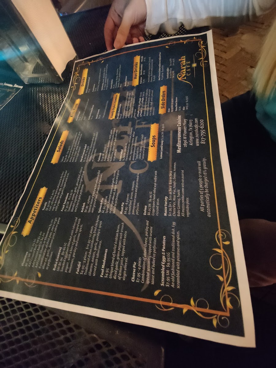 Narah Cafe & Restaurant - 4