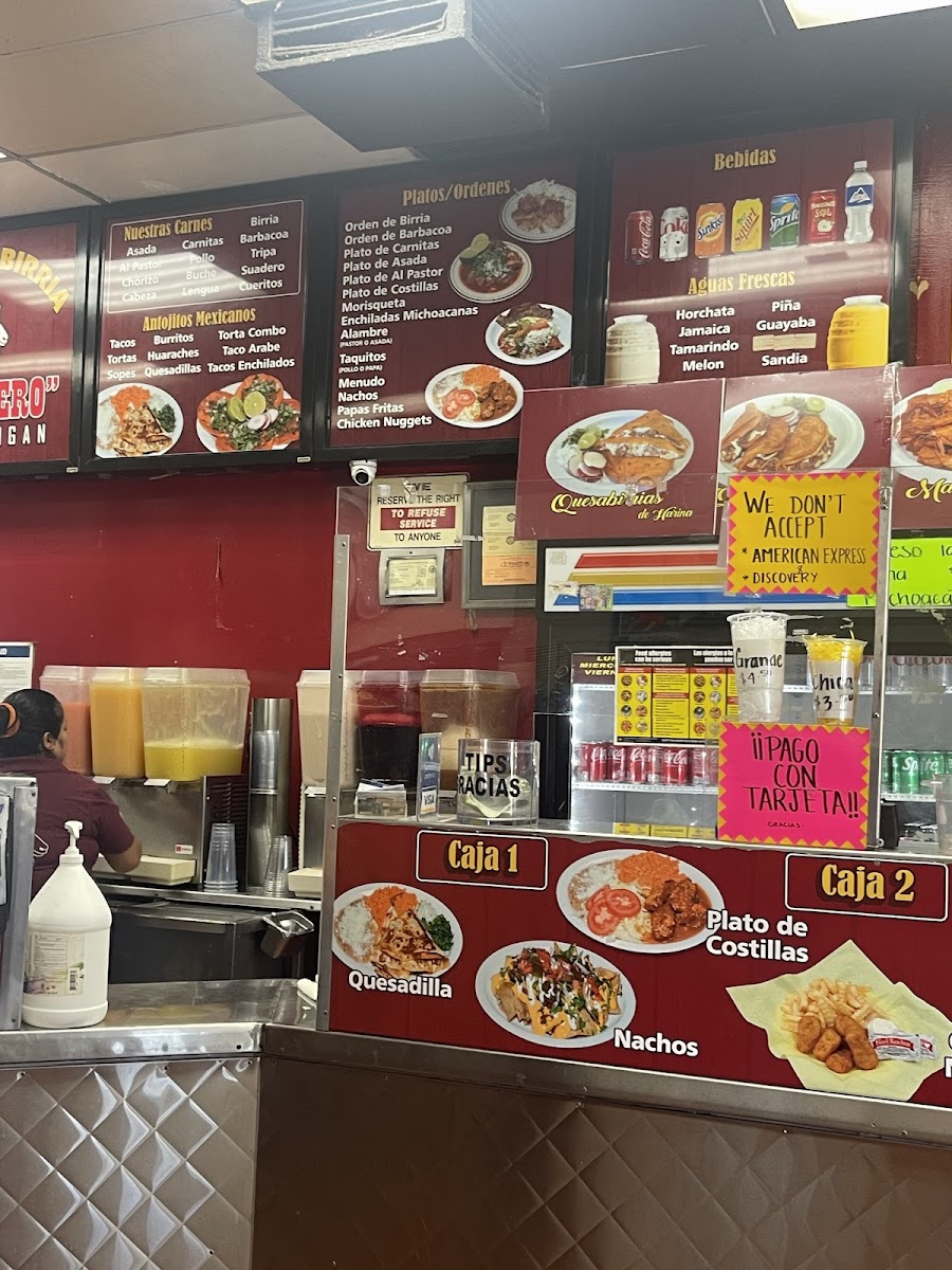 Tacos Y Birria El Guero - 3