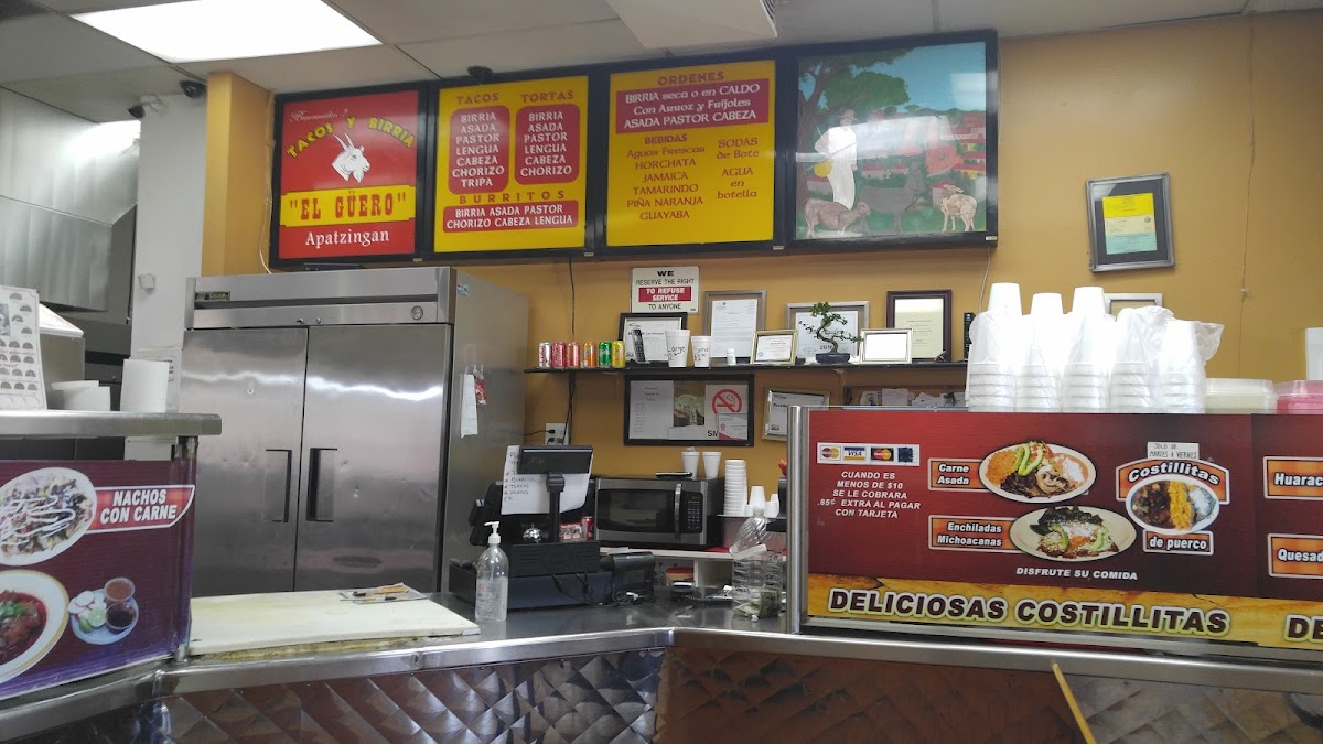 Tacos Y Birria El Guero - 9