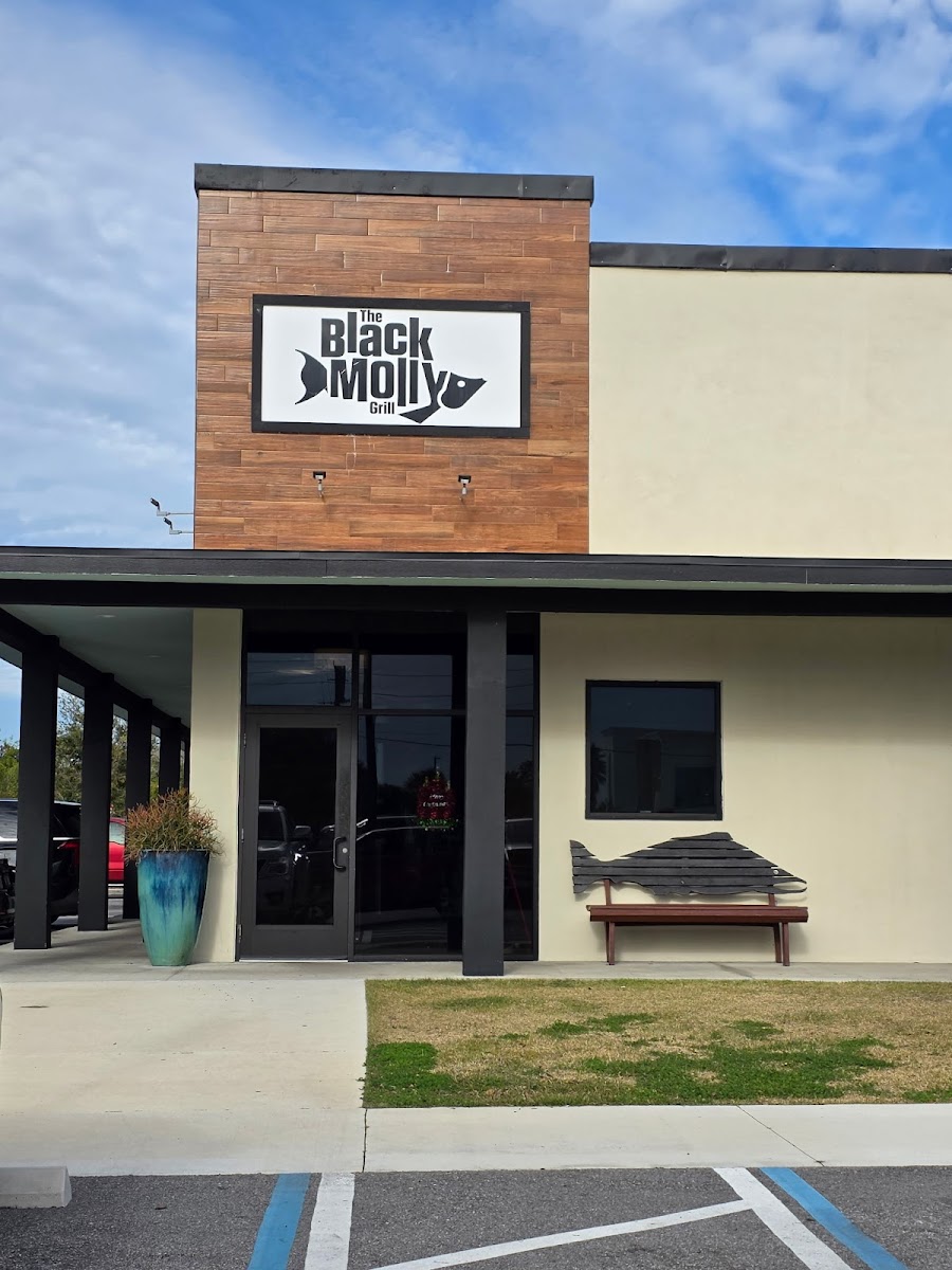 Black Molly Grill
