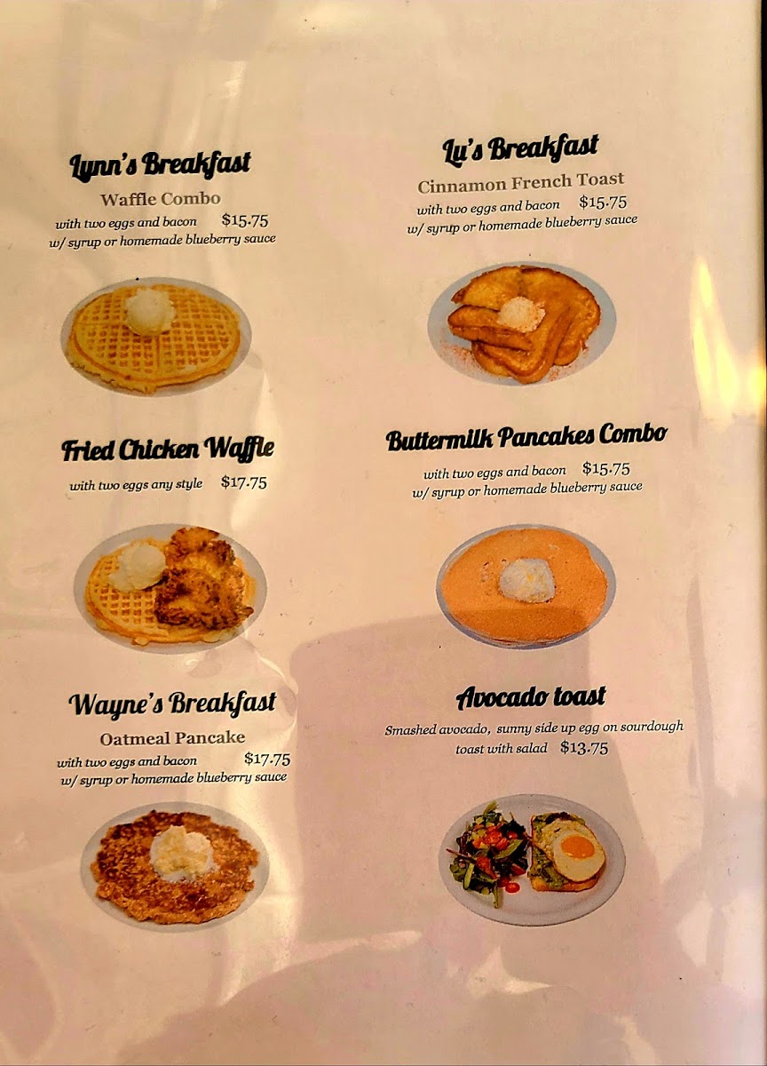 Lynn & Lu's Escapade Cafe - 7