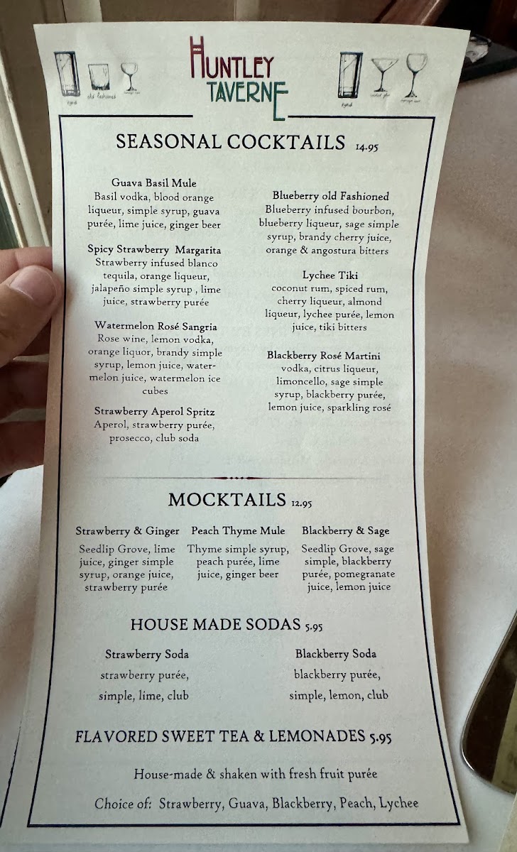 Huntley Taverne - 10