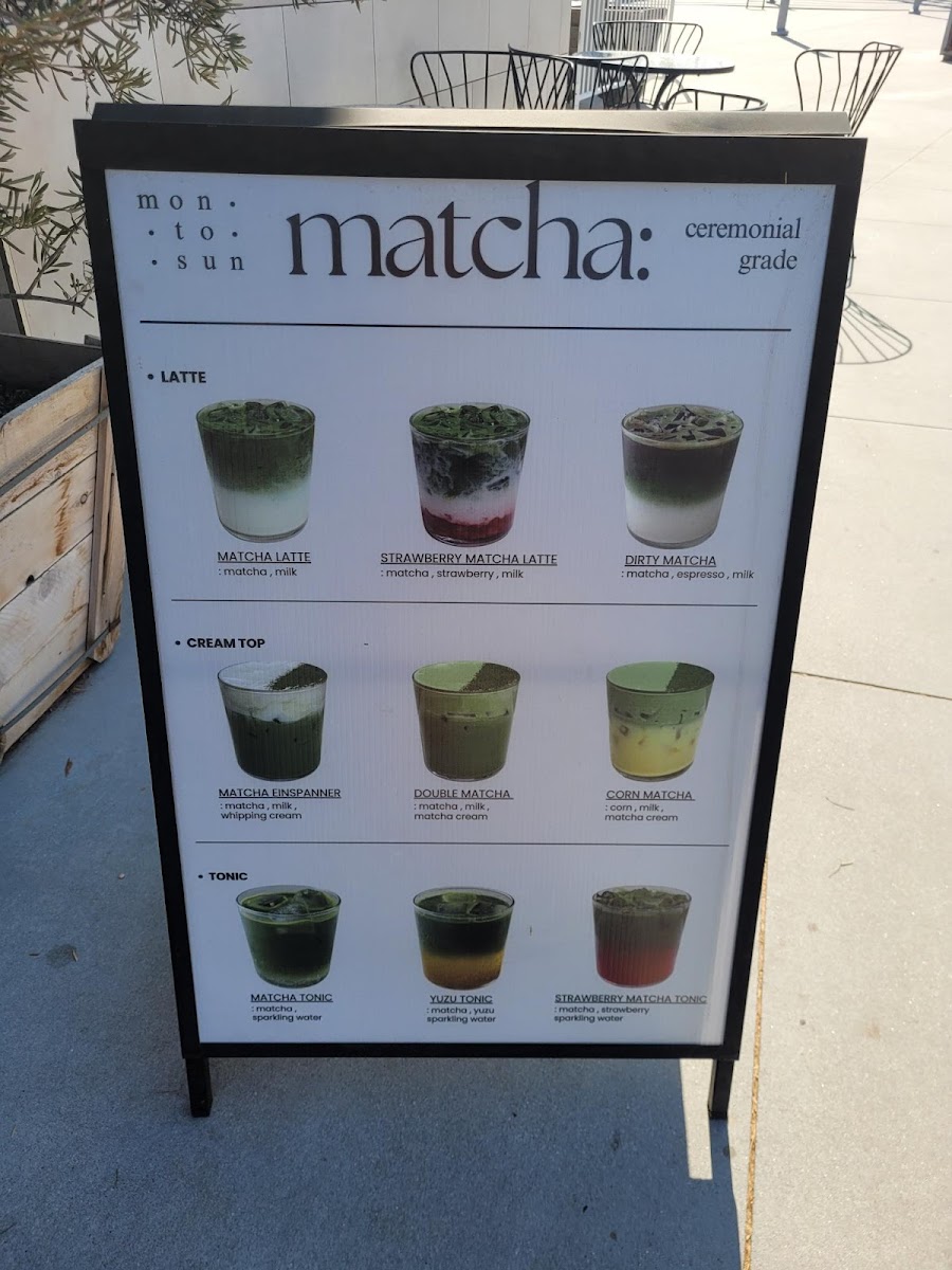 Monday to Sunday Cafe & Brunch - 4