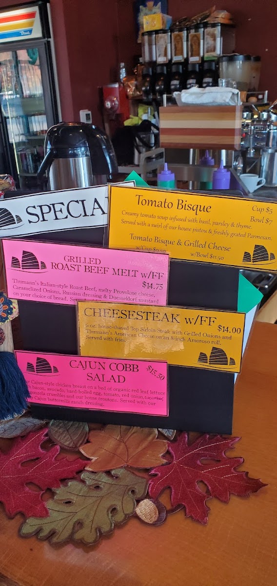 Tradewinds @ Jiffy’s Cafe & Bottle Market - 9