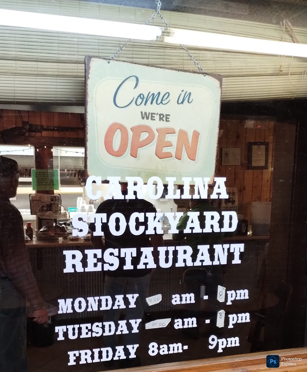 Carolina Stockyard Restaurant - 9