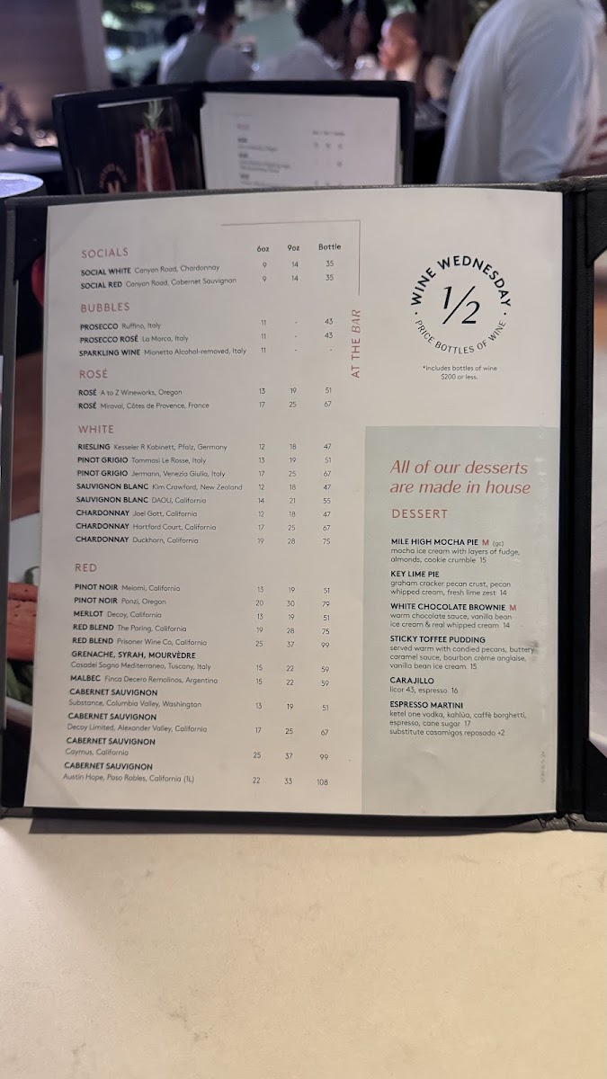 Moxies Fort Lauderdale Restaurant - 4