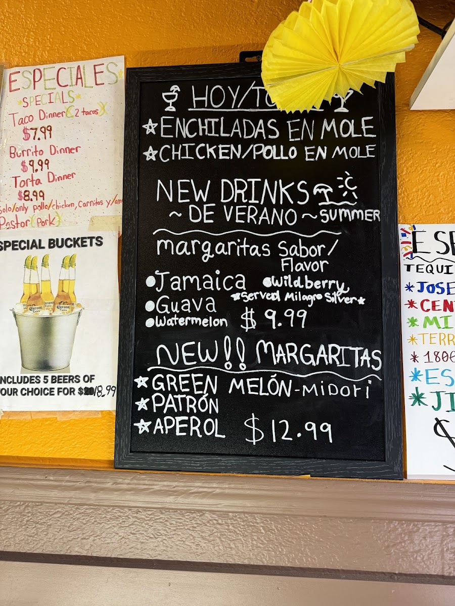 Taquería Primo Chuki's - 8