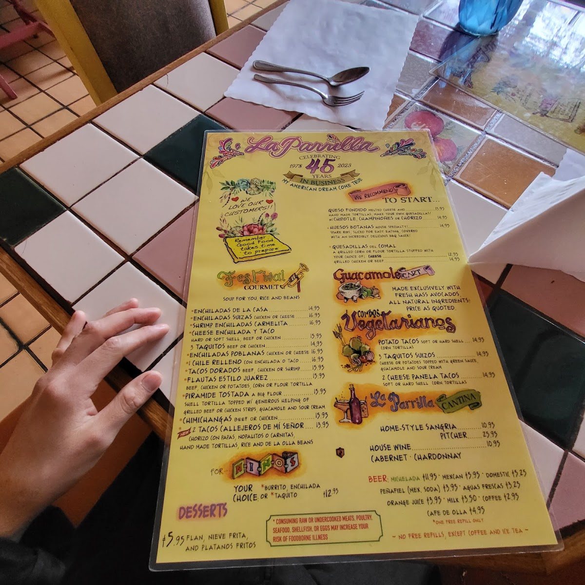 La Parrilla Restaurant - 9