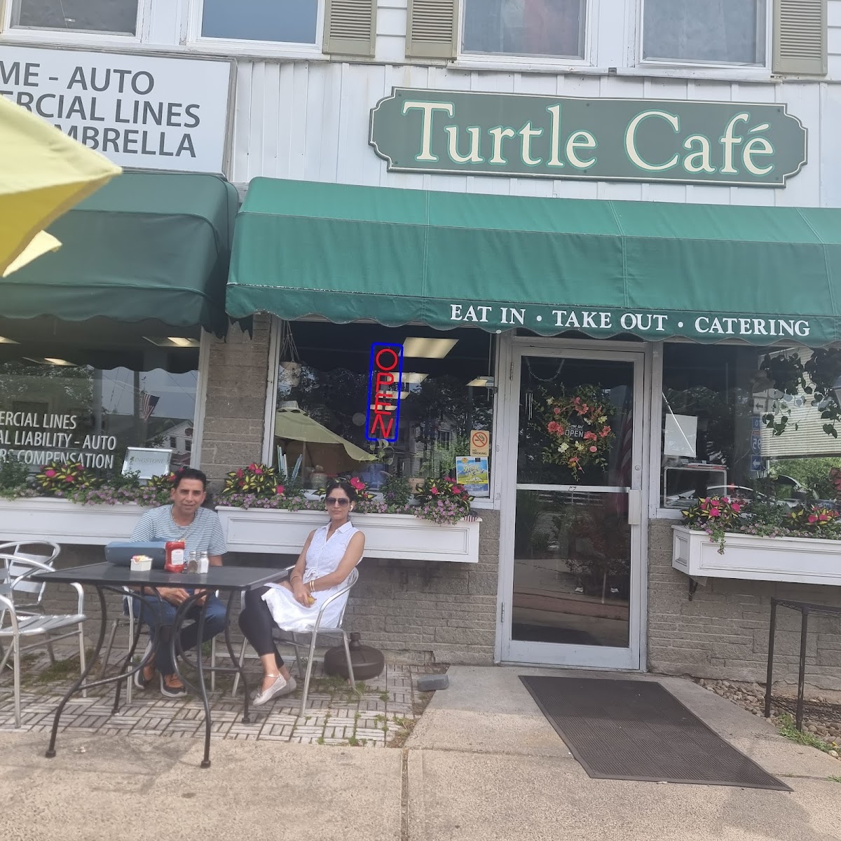 Turtle Cafe