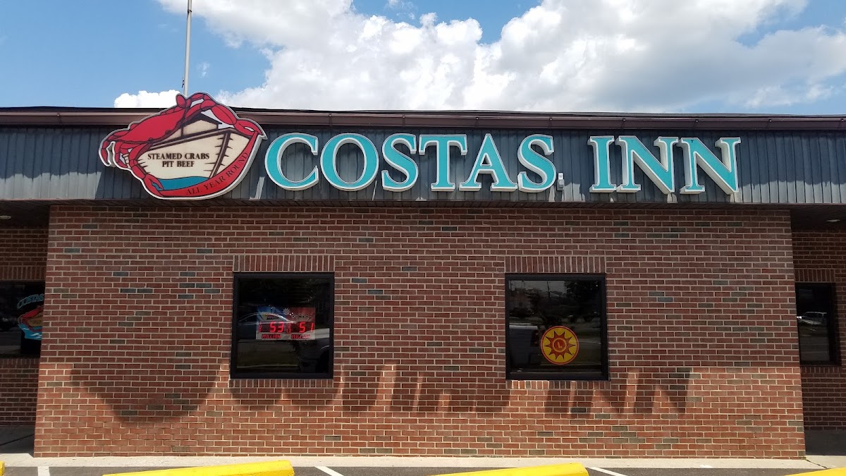 Costas Inn
