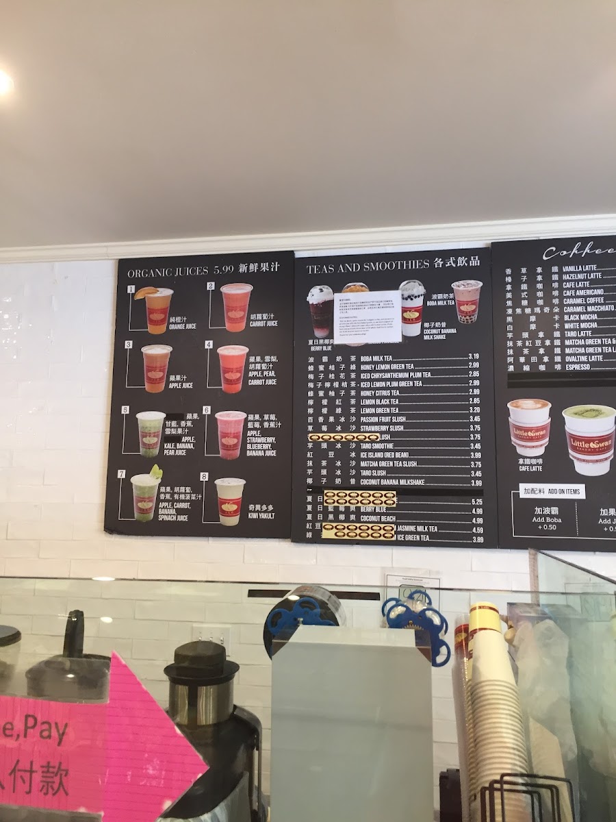 Little Swan Bakery Cafe - 6