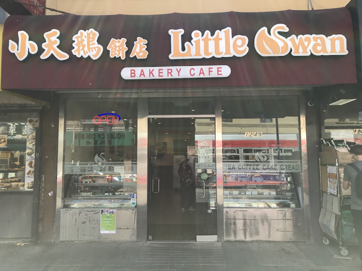 Little Swan Bakery Cafe