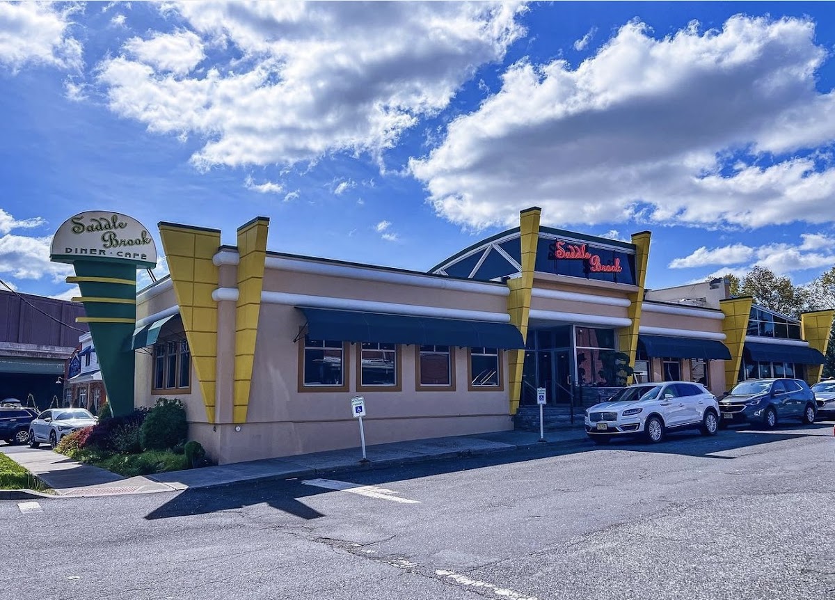 Saddle Brook Diner