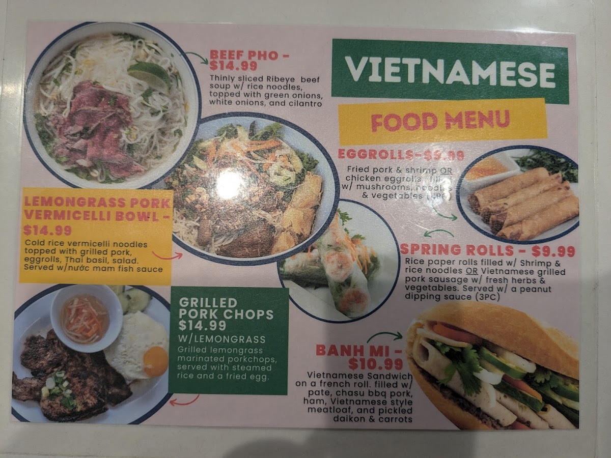 Uncle John's Cafe - 10