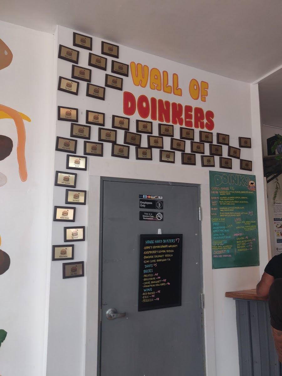 Doinks Burger Joint - 10