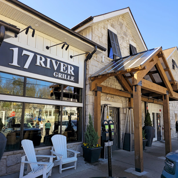 17 River Grille