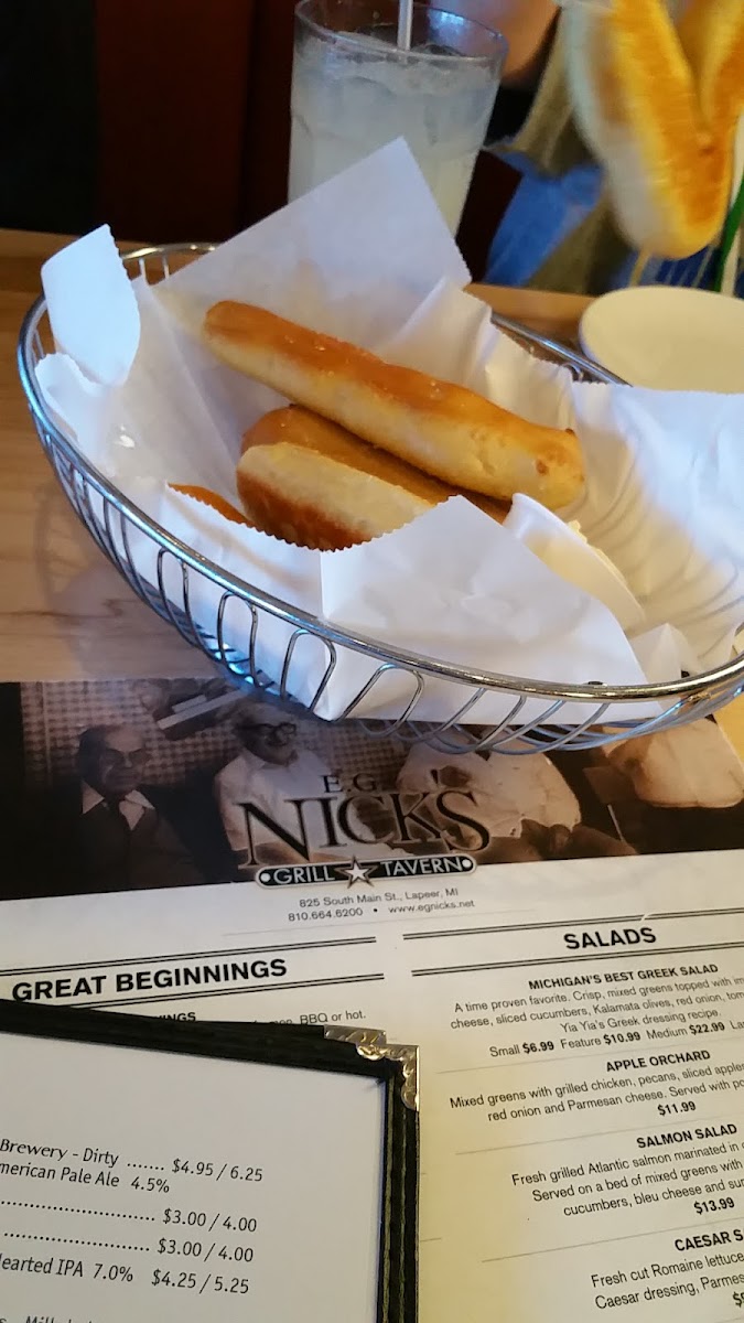 E.G. Nicks Grill & Tavern - 9