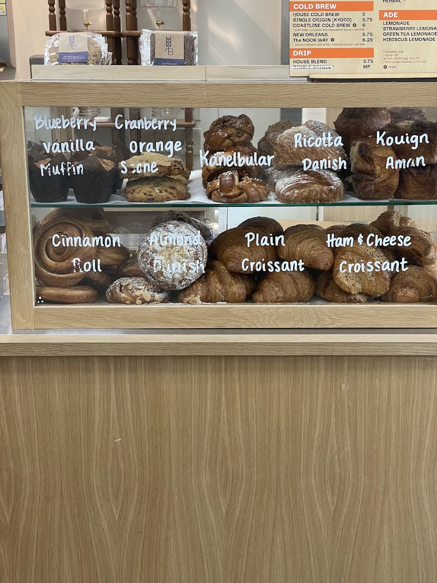 Nook Coffee Bar - 10