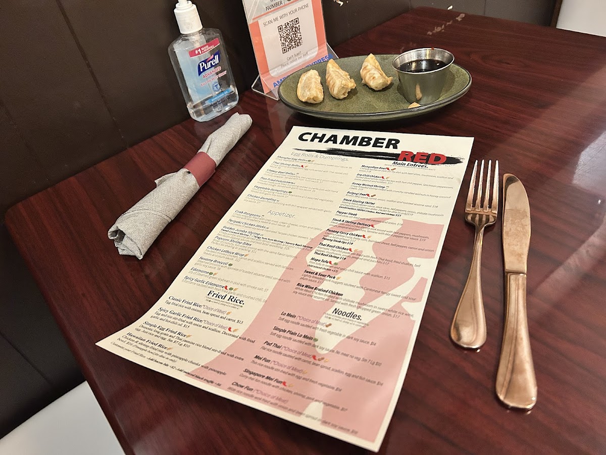 Chamber Red Chinese Bistro - 8