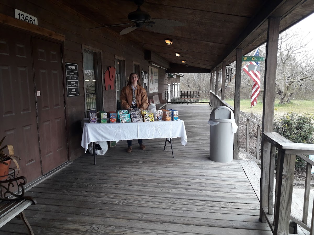 General McArthur's Restaurant