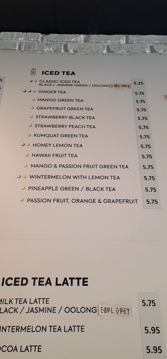 Deluna Dessert Cafe - 7