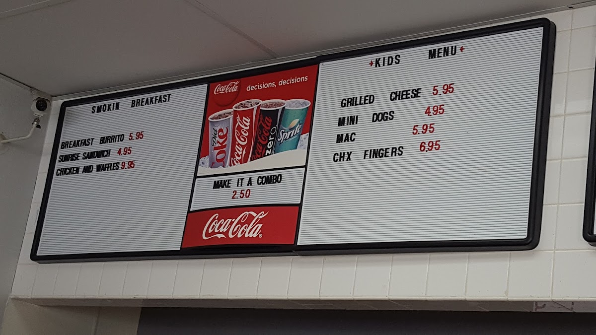 Smokin' Robinsons Cafe - 5