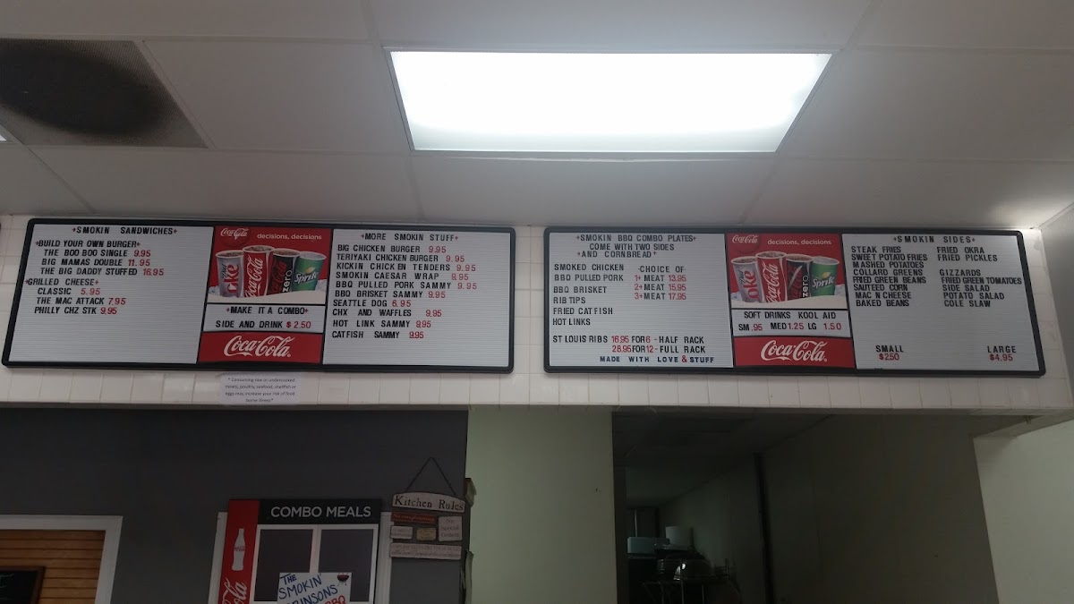 Smokin' Robinsons Cafe - 8