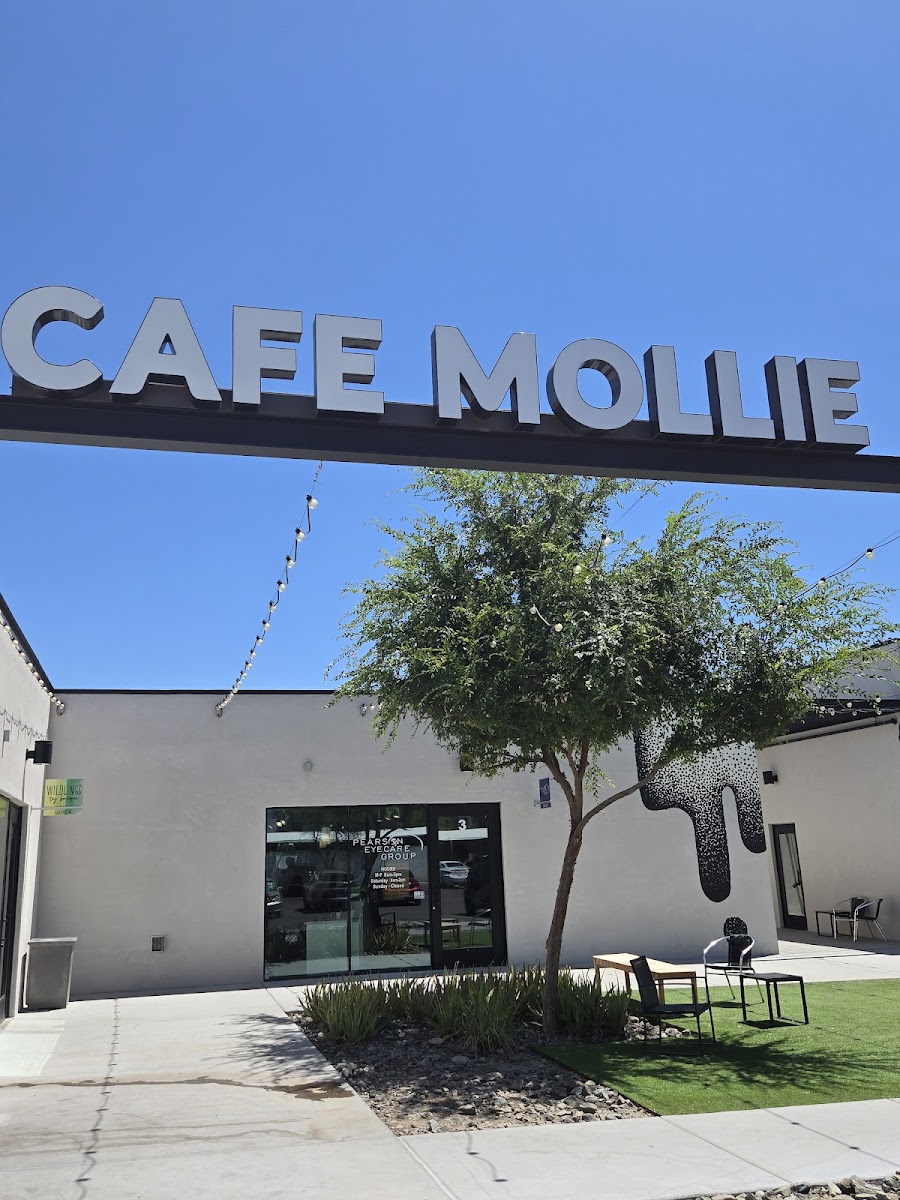 Cafe Mollie