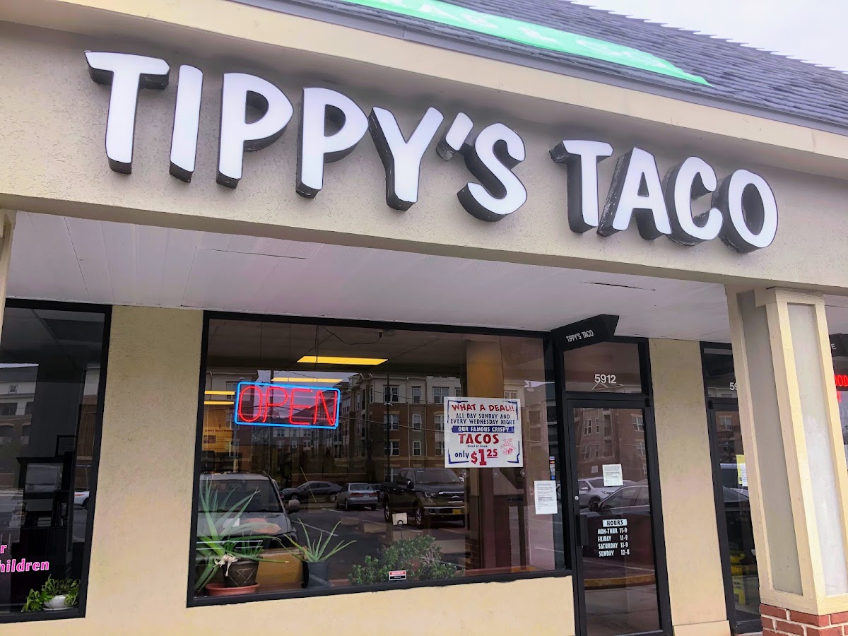 Tippy's Taco House