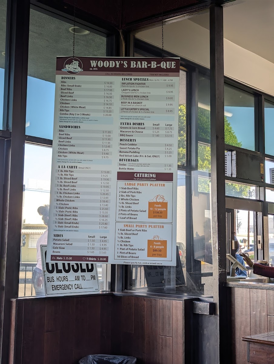 Woody's Bar-B-Que - 5