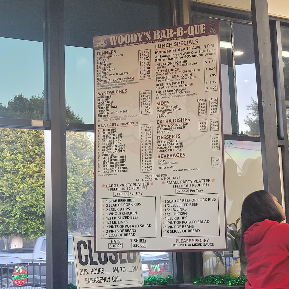 Woody's Bar-B-Que - 6