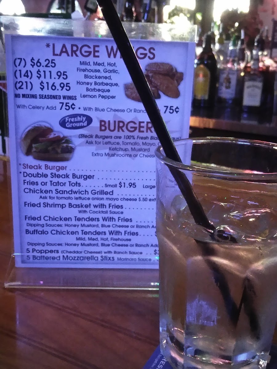 Fuzzy's Sports Bar & Grill - 4