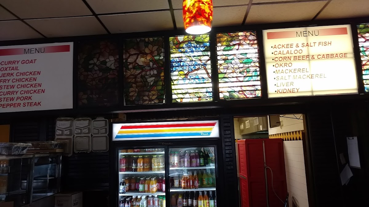 Benjie's Jamaican Restaurant - 4