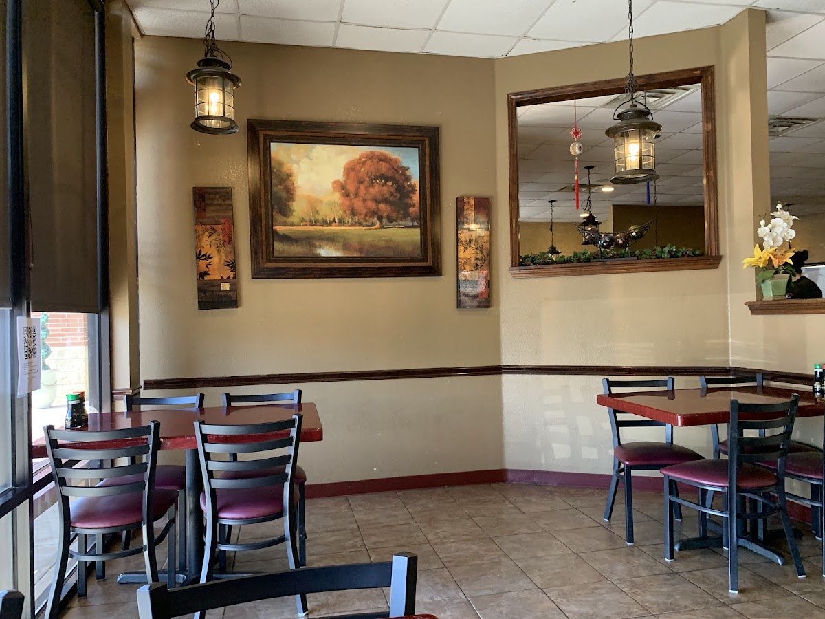 Fuji Kim's Sushi & Grill