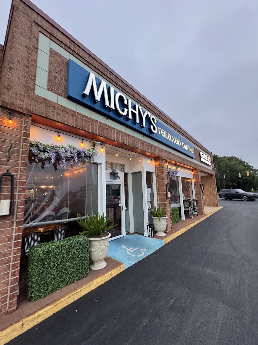 Michy's Relaxed Dining