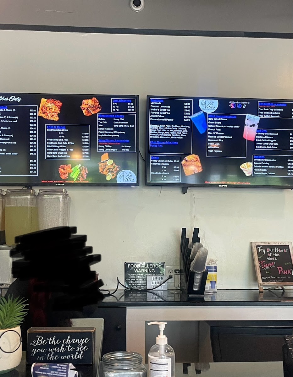 Vibes Southern Cuisine - 5