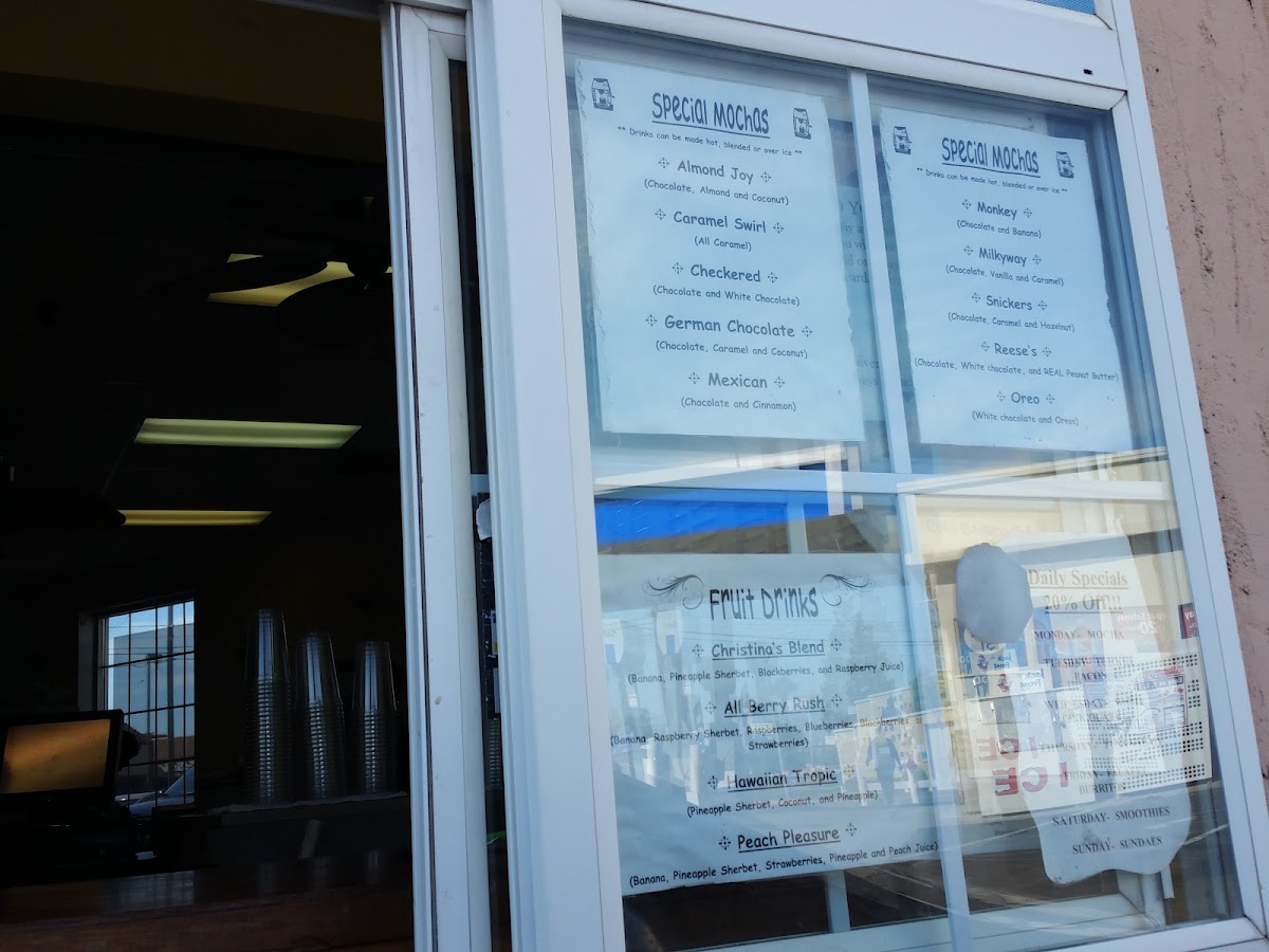 Alison's Cafe House - 6