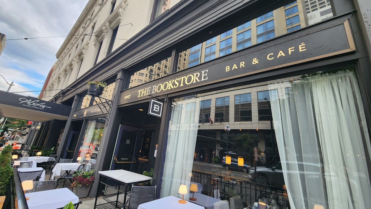 Bookstore Bar & Café