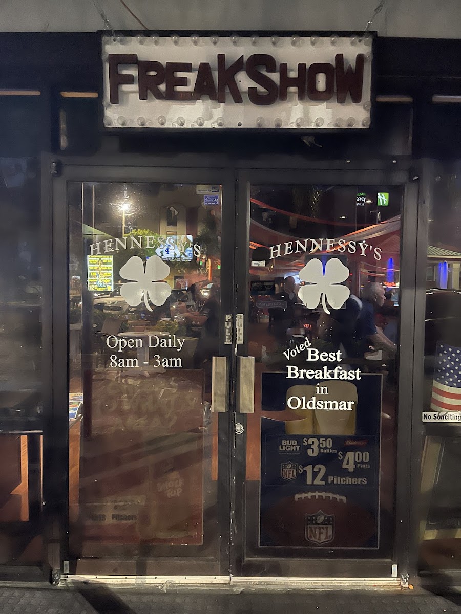 Hennessy's Bar & Grille - 1