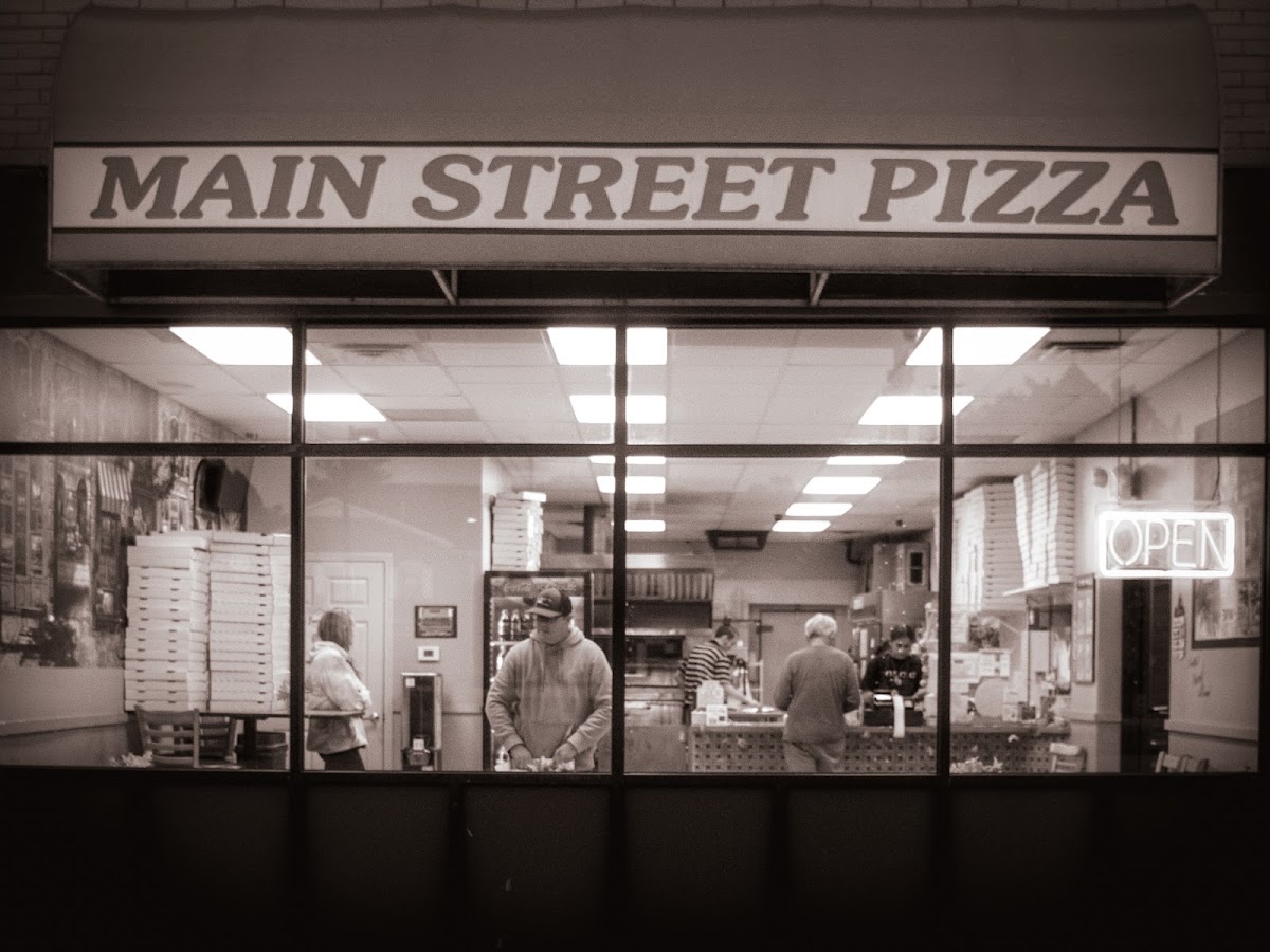 Main Street Pizza