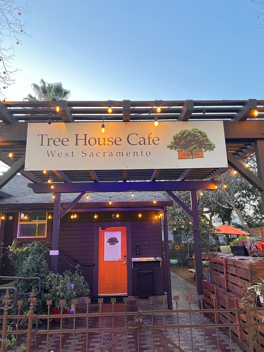 Tree House Cafe West Sac