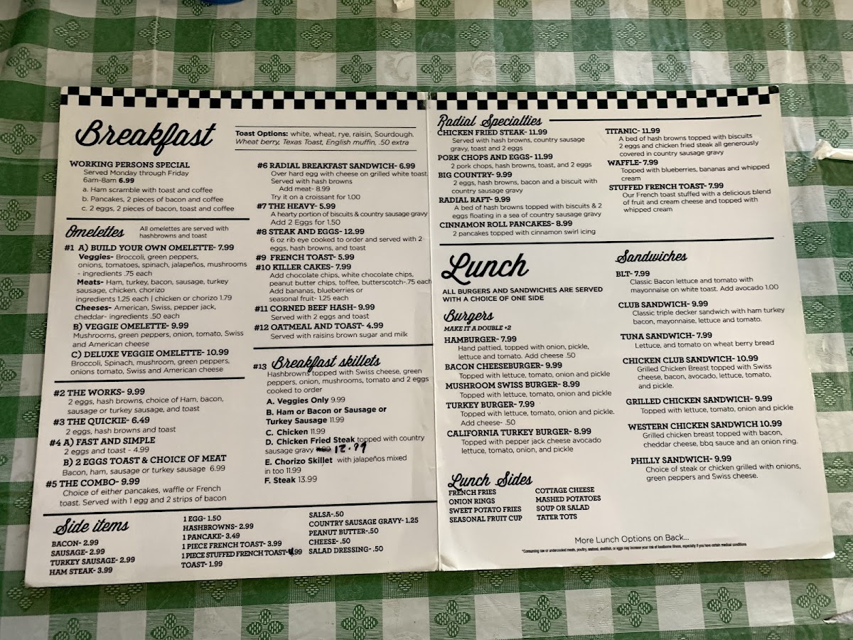 Lisa's Radial Cafe - 3