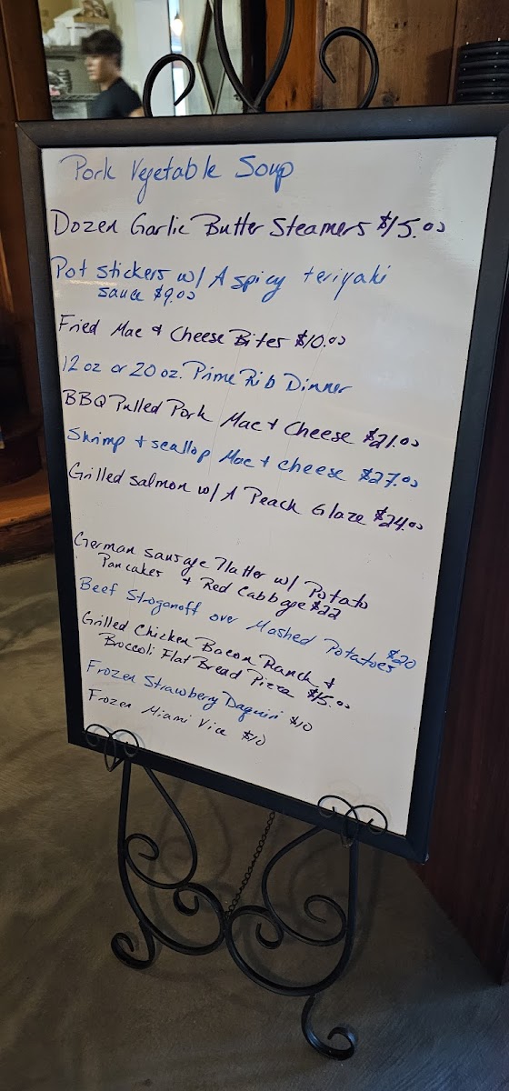 Maple On the Lake - 10