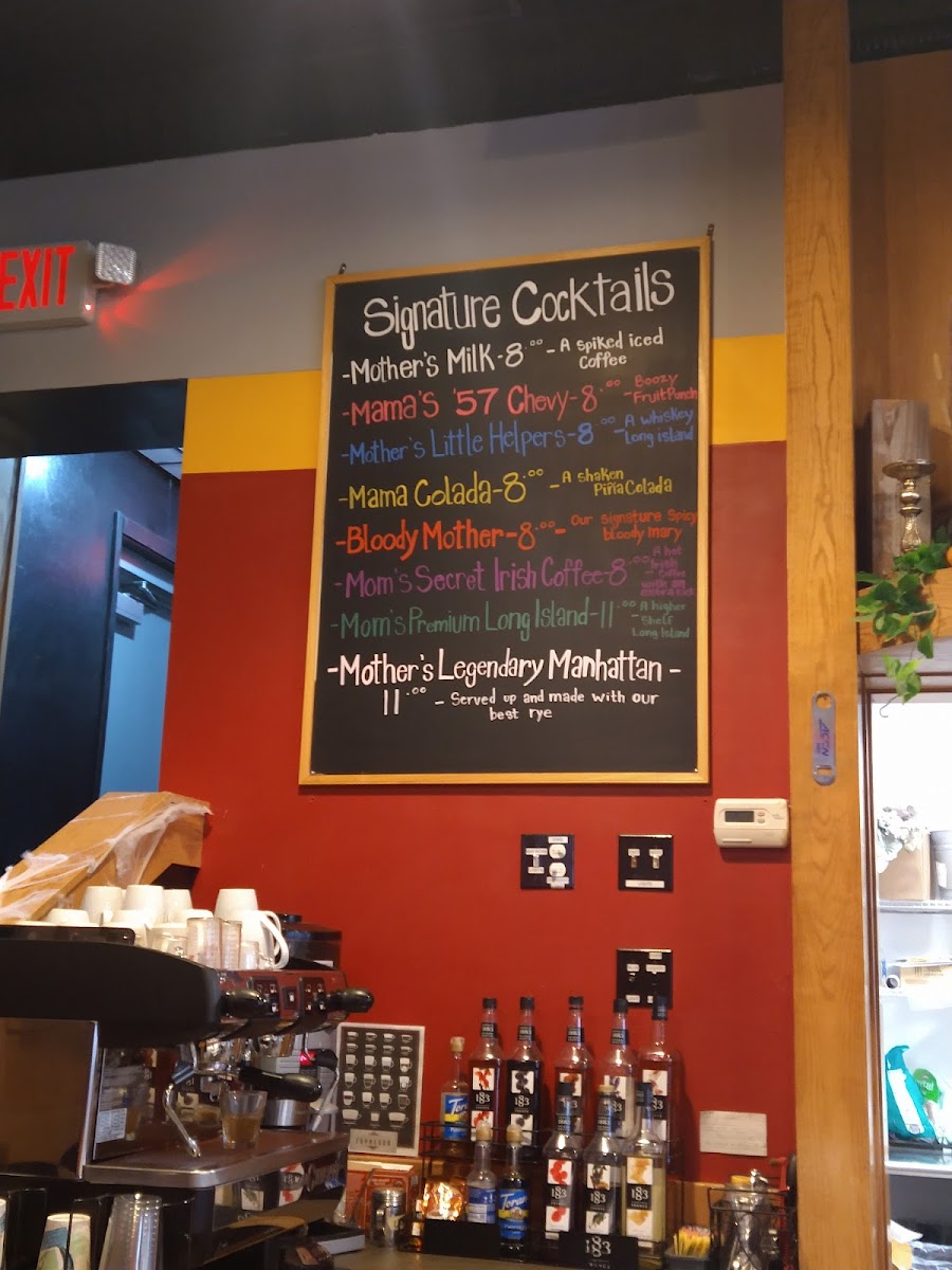 Mother's Pub and Coffee - 2