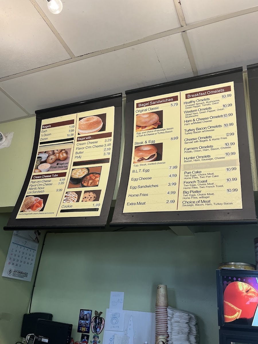 Botta Bing Bagel & Deli - 3