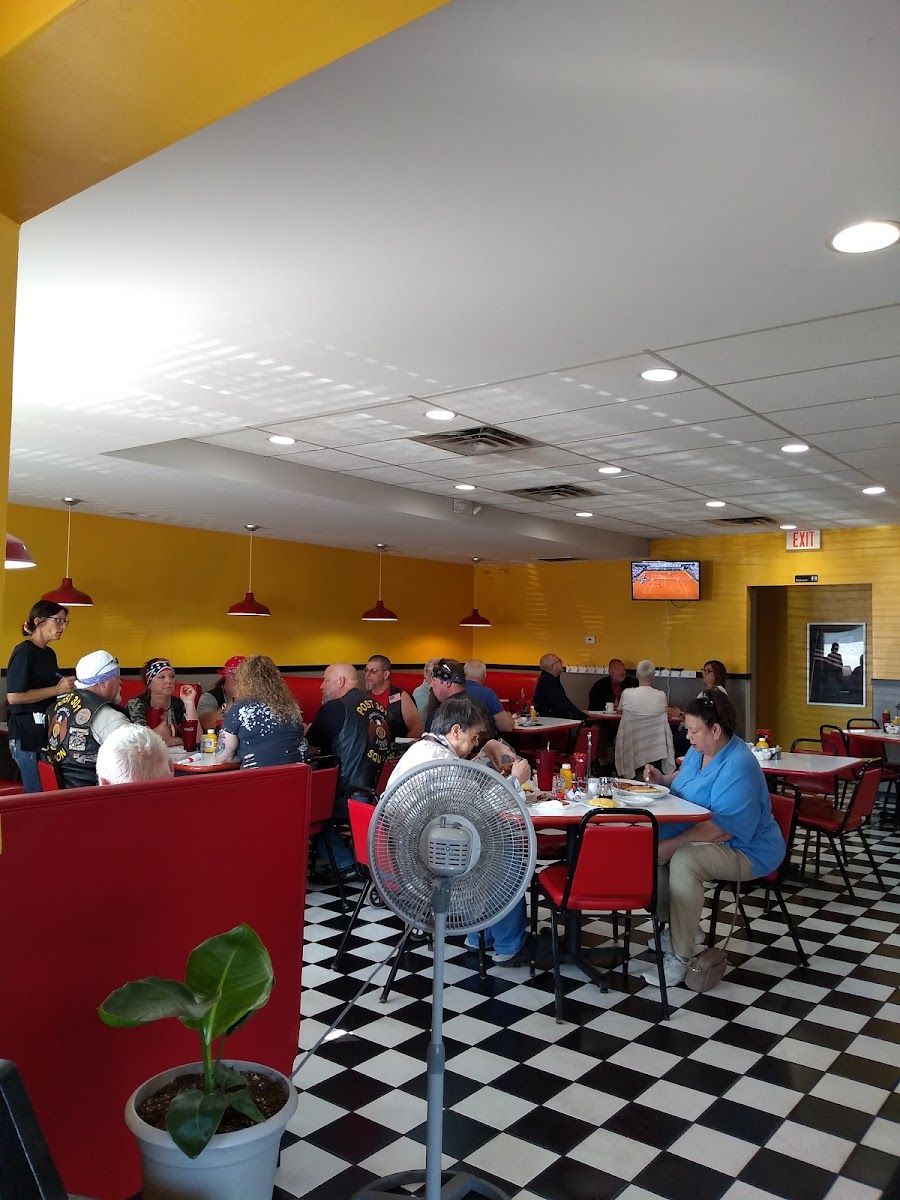 Don Delfis House of Pancakes