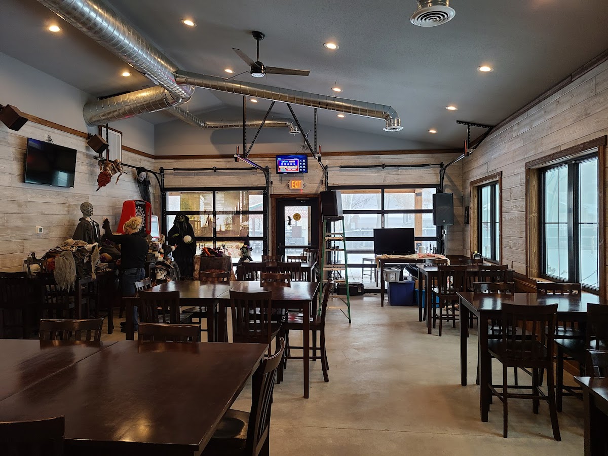 Bear Lake Inn & Dingmans Beergarden